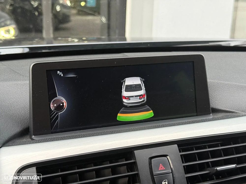 BMW 320 d Auto Pack M - 21