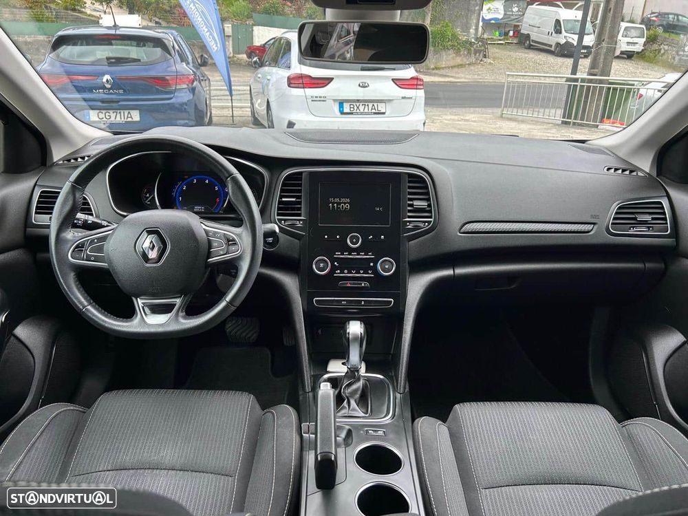 Renault Mégane ENERGY TCe 130 EDC LIMITED - 9