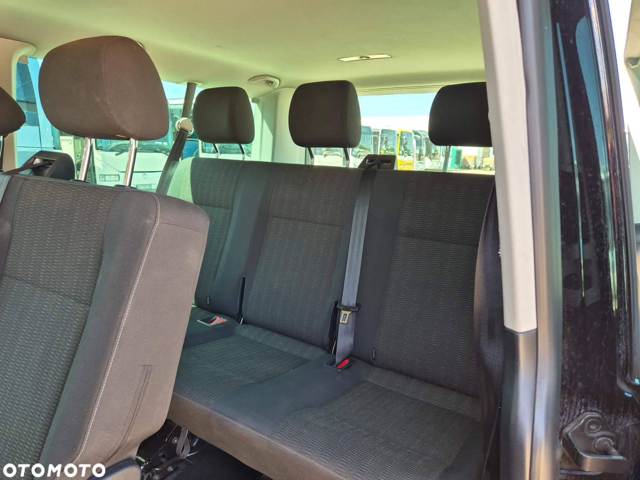 Volkswagen Caravelle 2.0 TDI L2 Highline DSG - 13