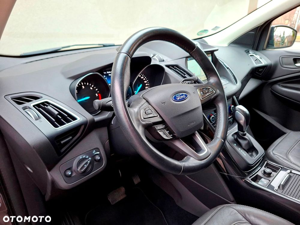 Ford Kuga 2.0 TDCi AWD Titanium - 32