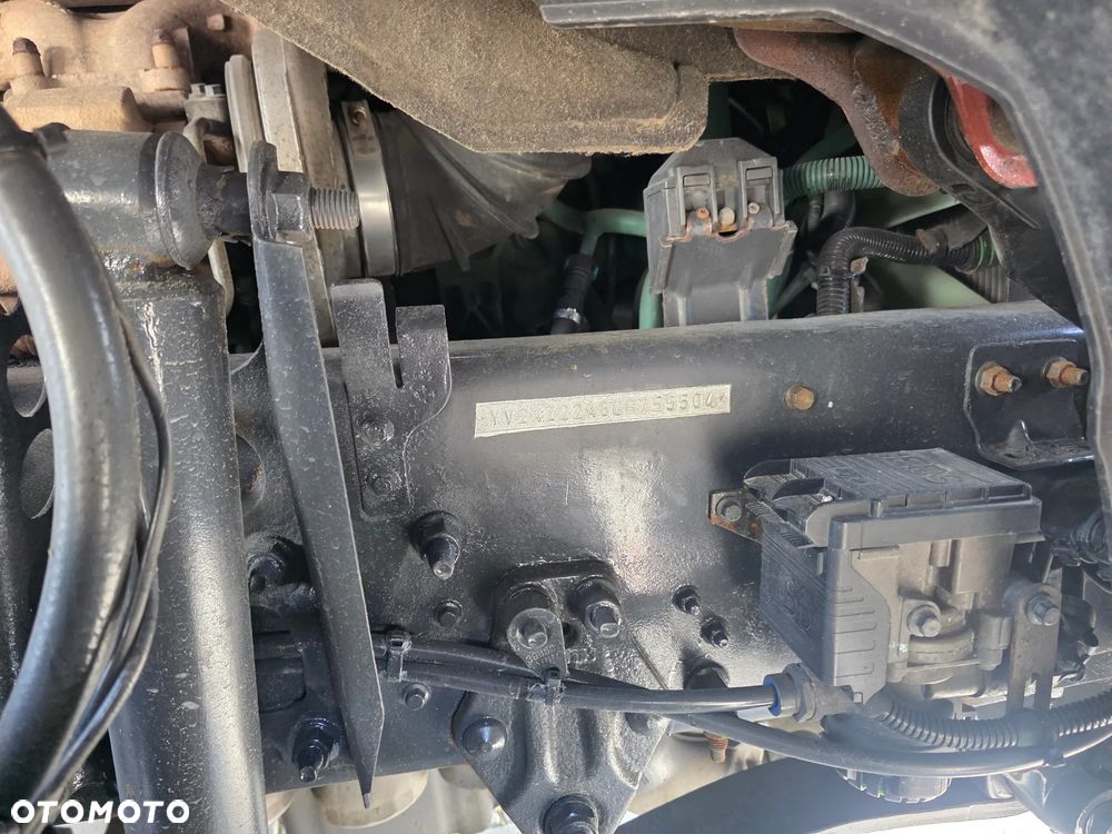 Volvo FM 2015 standard hydraulika lekki 6656 kg - 20