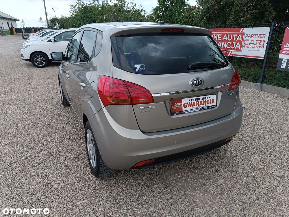 Kia Venga 1.4 CRDi 90 Business Line - 21