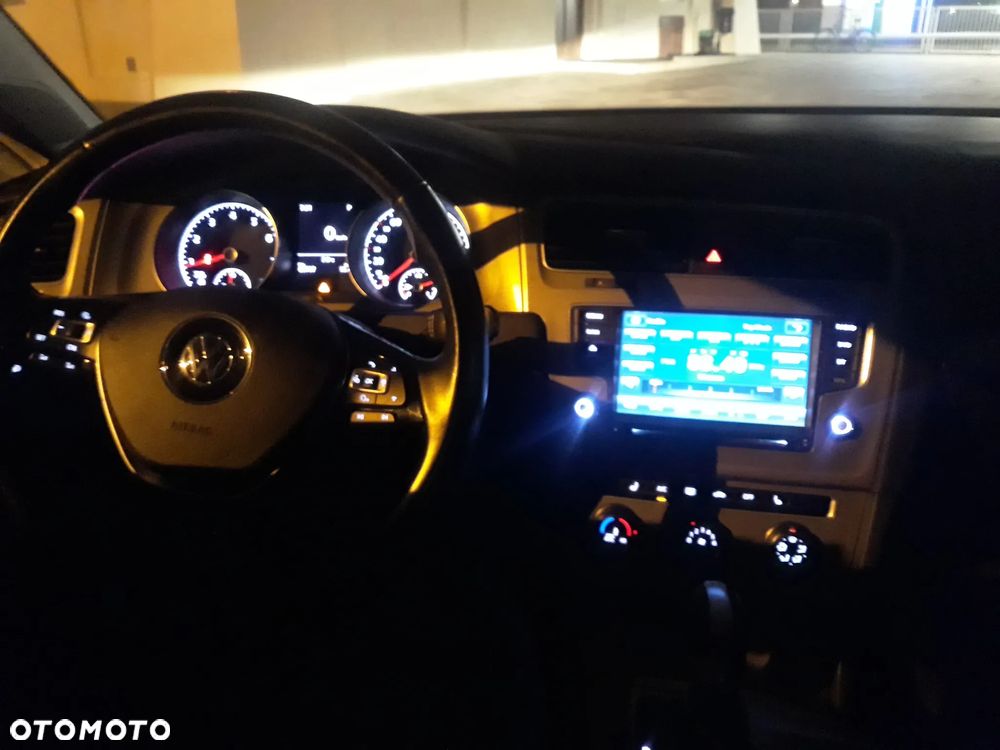 Volkswagen Golf Aktionsmodell 1.8 T DSG Comfortline - 3