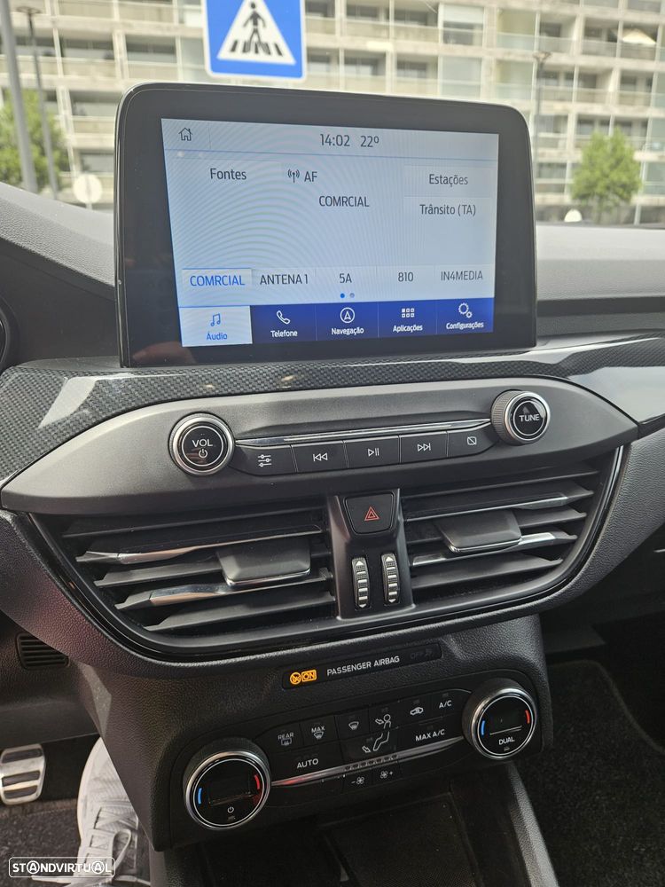 Ford Focus 1.0 EcoBoost MHEV ST-Line - 10