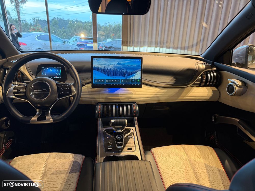 BYD Atto 3 Comfort - 33