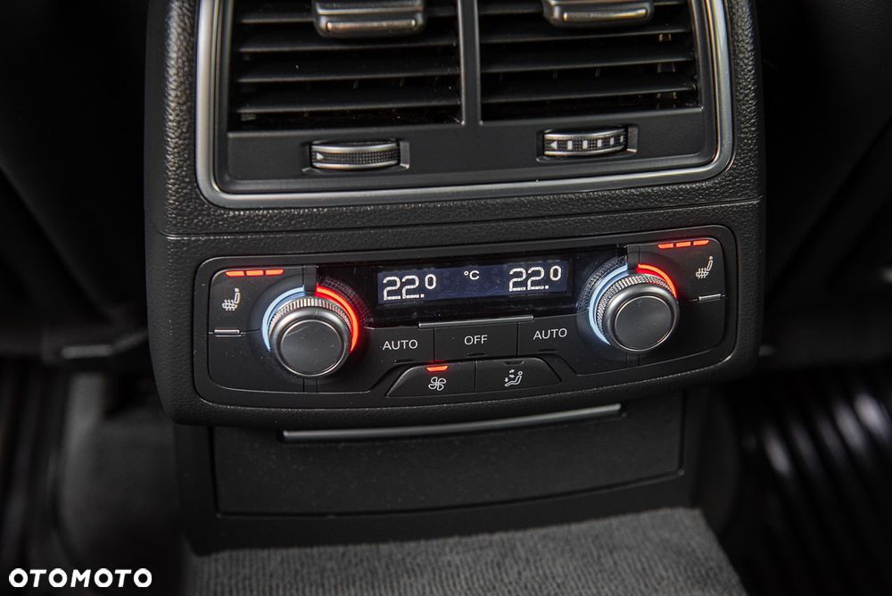 Audi A6 Avant 3.0 TDI quattro S tronic - 28