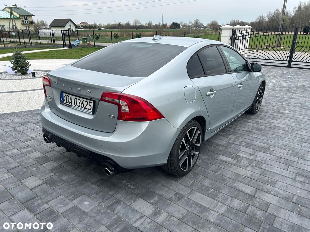 Volvo S60 T5 Geartronic RDesign - 4