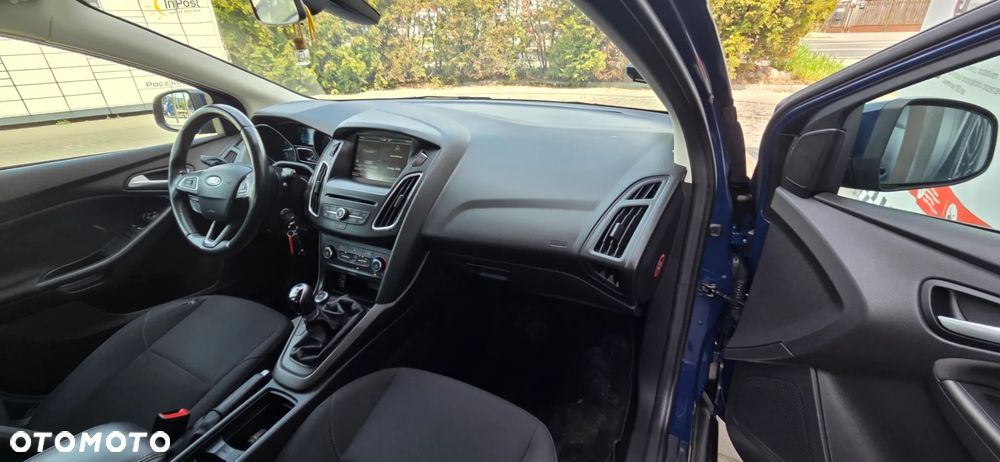 Ford Focus - 34