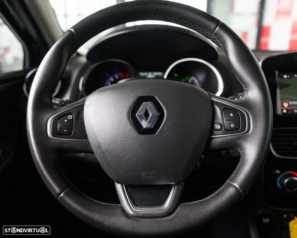 Renault Clio 0.9 TCe Limited - 32