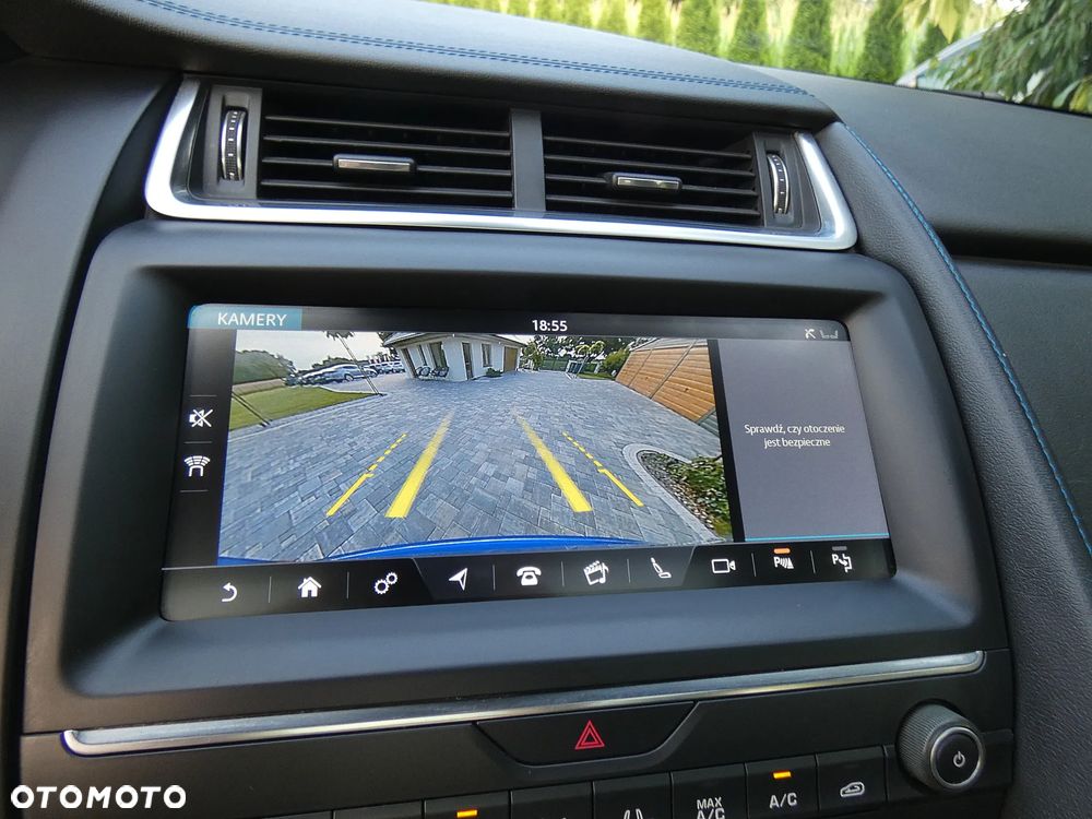 Jaguar E-Pace 2.0 i4P AWD R-Dynamic S - 21