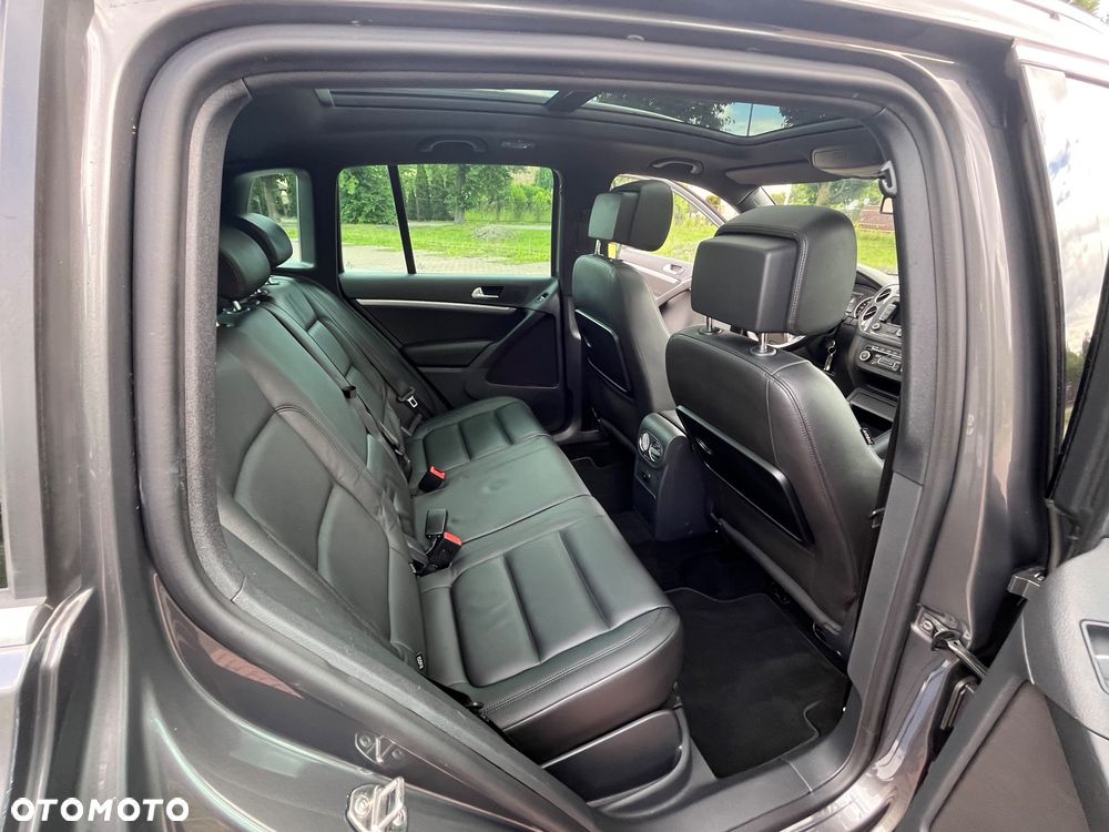 Volkswagen Tiguan 2.0 TDI 4Mot Perfectline R-Style DSG - 19