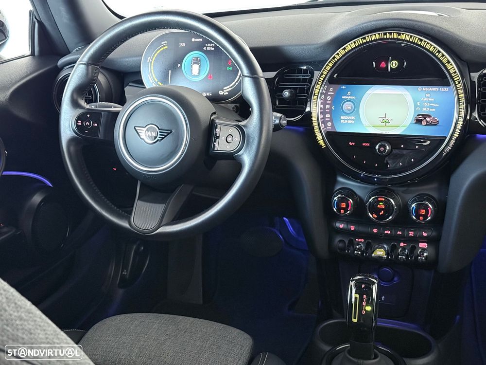 MINI 3 Portas Cooper SE Premium Essential - 13