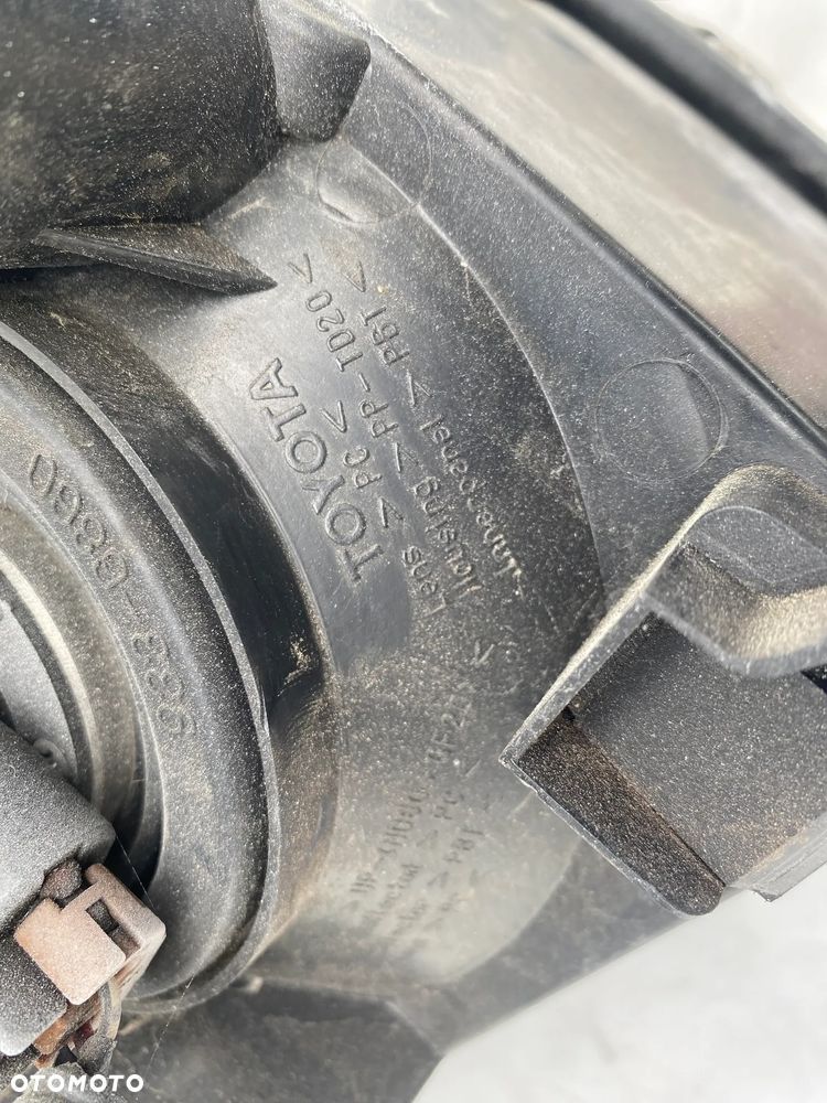 lampy rav4 III przed liftem komplet eu całe - 7