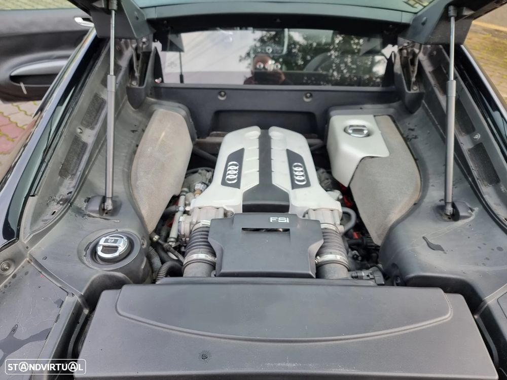 Audi R8 Coupé 4.2 FSI quattro R tronic - 22