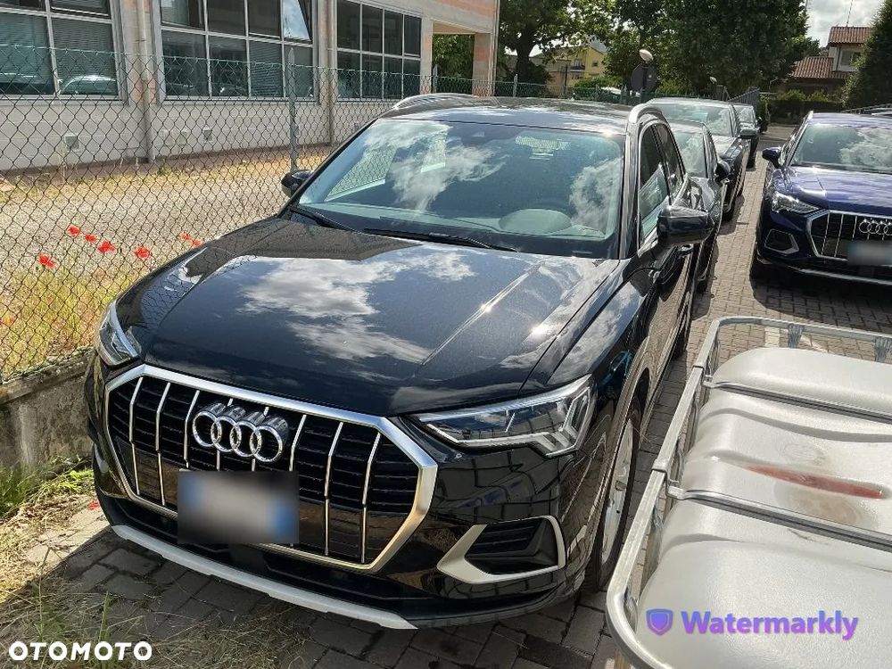 Audi Q3 - 1