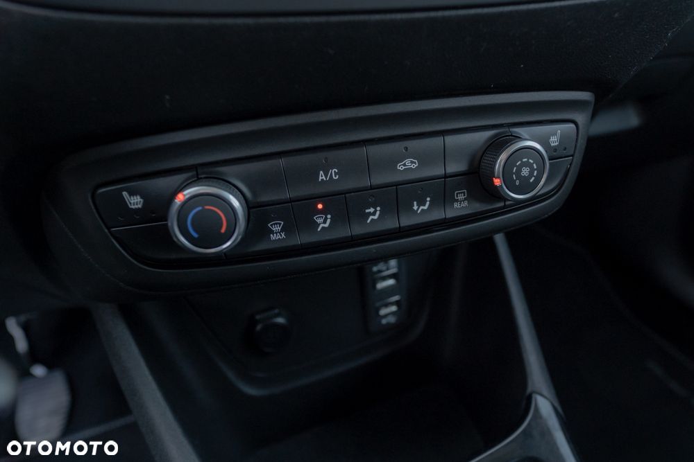 Opel Crossland - 35