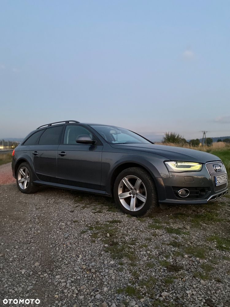 Audi A4 Allroad 2.0 TDI Quattro S tronic - 12