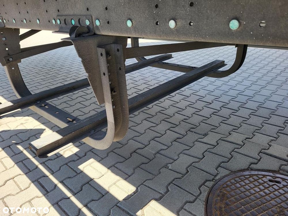 Schmitz Cargobull SCB S3T - 8