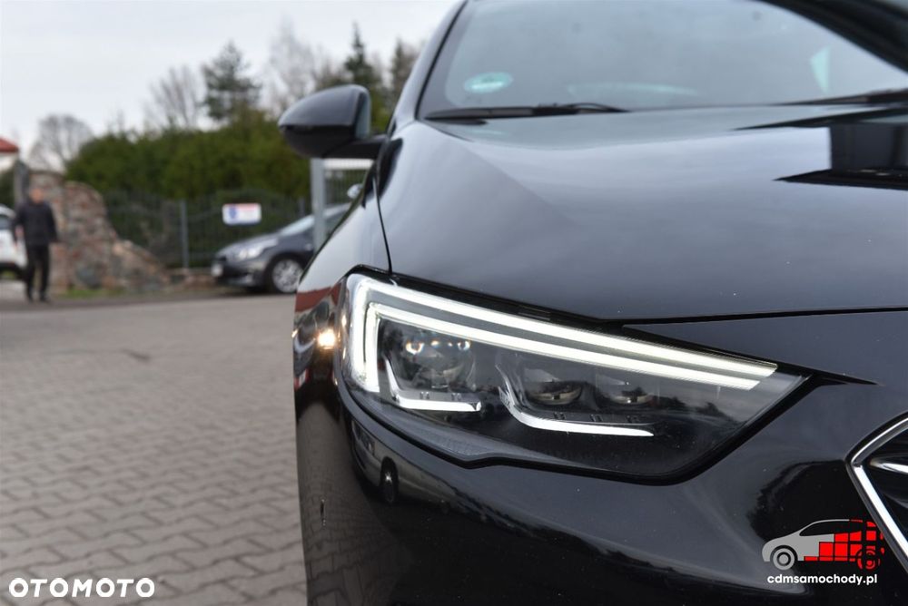 Opel Insignia - 15