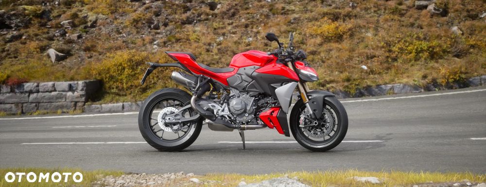 Ducati Streetfighter V2 - 4