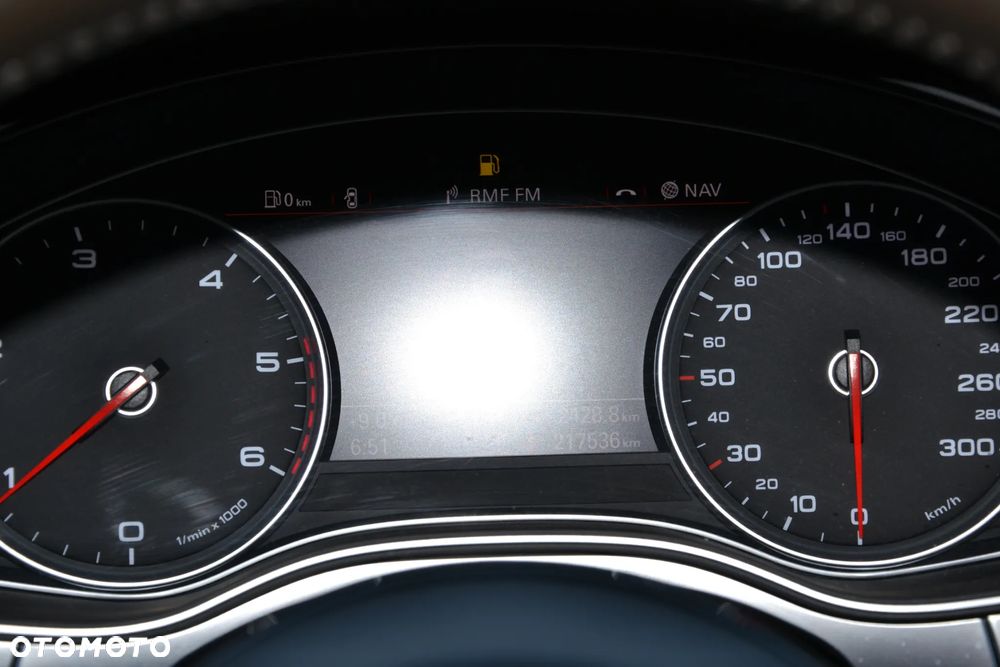 Audi A6 Avant 3.0 TDI clean diesel Quattro S tronic - 12