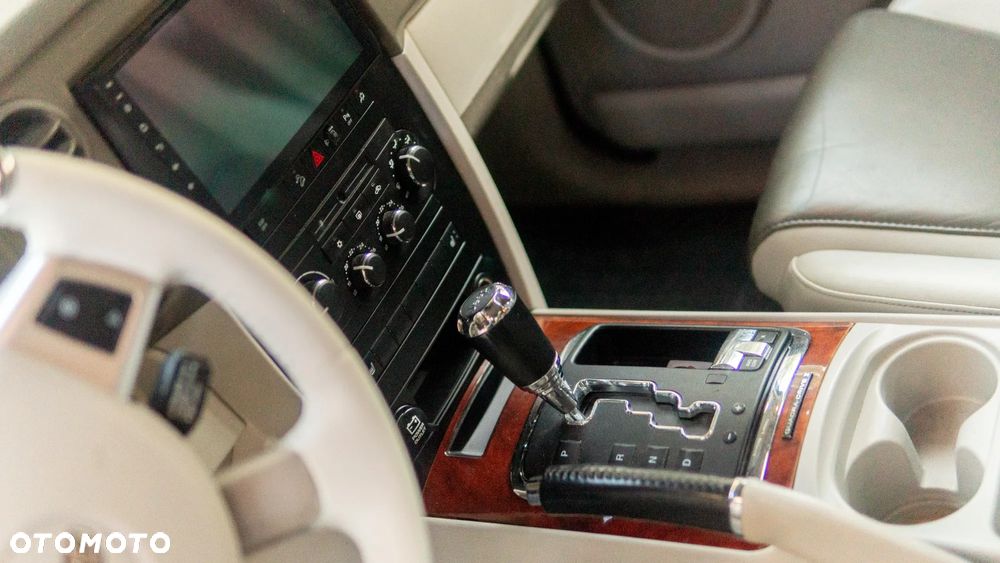 Jeep Commander 3.0 CRD Limited - 16