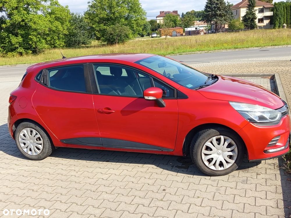 Renault Clio 1.2 16V Alize - 5
