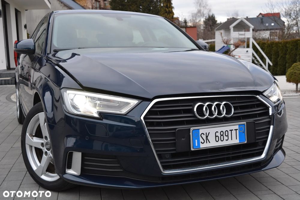 Audi A3 Sportback 1.6 TDI S tronic sport - 1