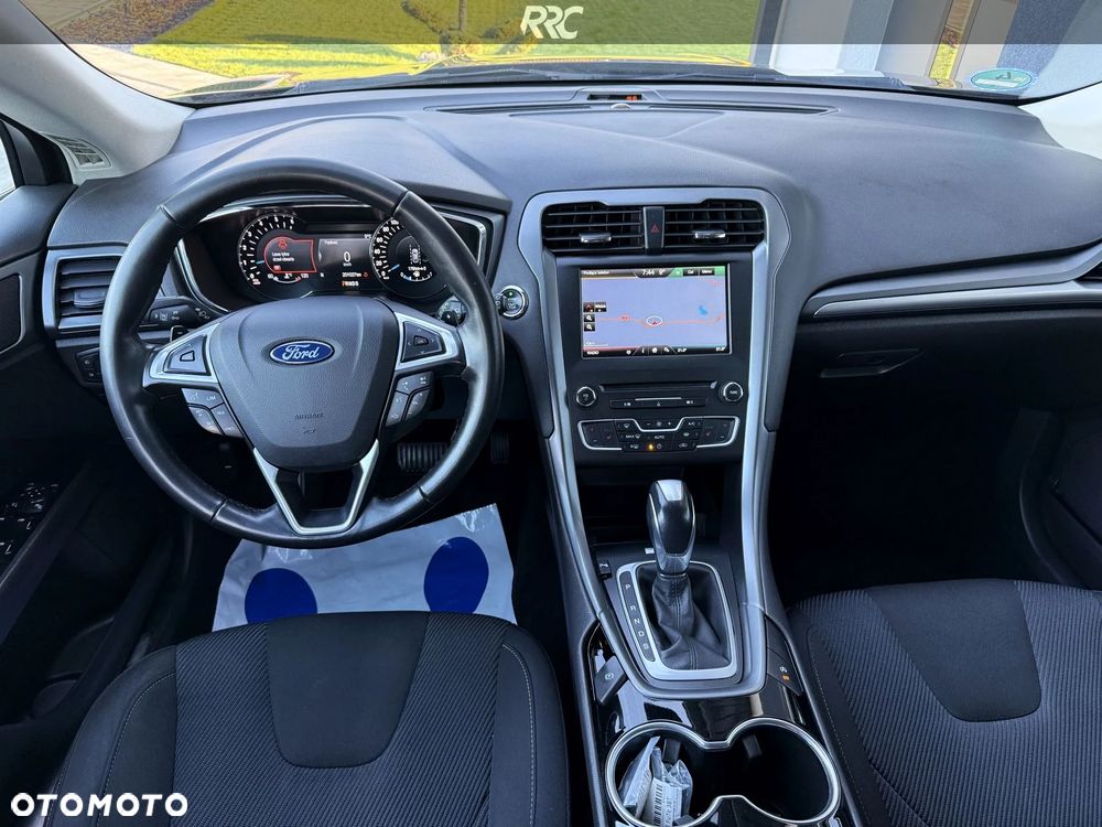 Ford Mondeo 2.0 TDCi Titanium PowerShift - 24
