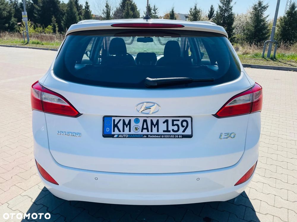 Hyundai i30 blue 1.6 GDI YES Gold - 5