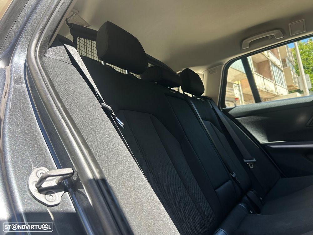 BMW 320 d Auto - 44