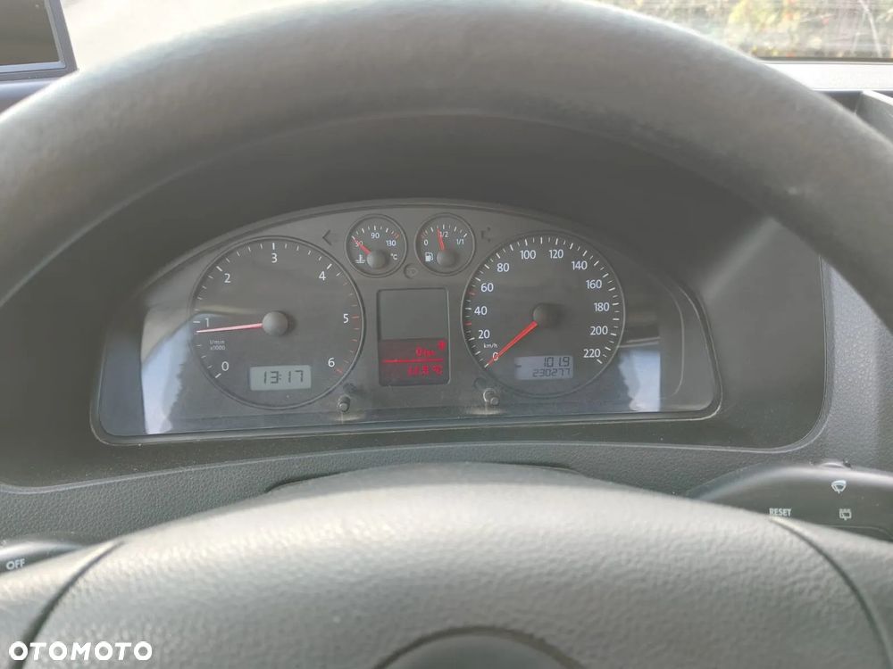 Volkswagen Transporter - 14