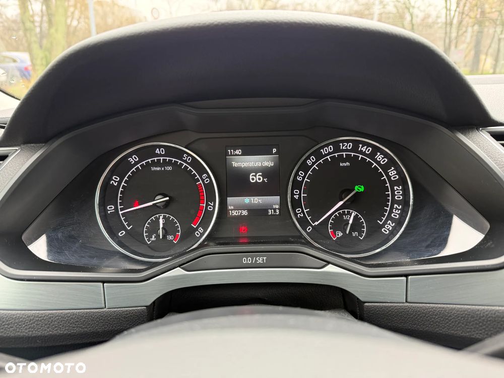 Skoda Superb 1.8 TSI Ambition DSG - 10