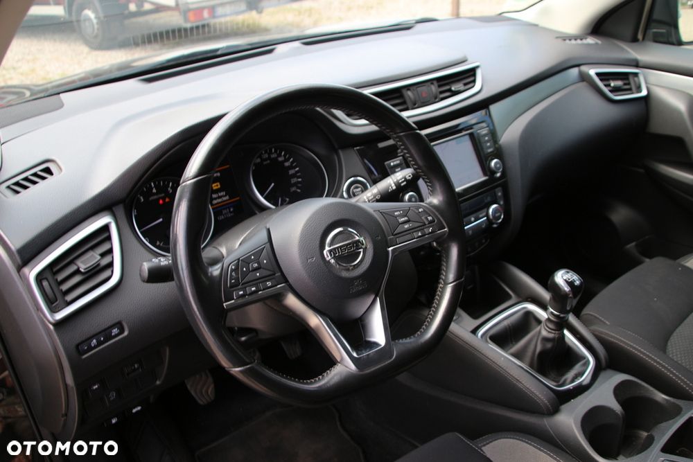 Nissan Qashqai 1.3 DIG-T Tekna - 10