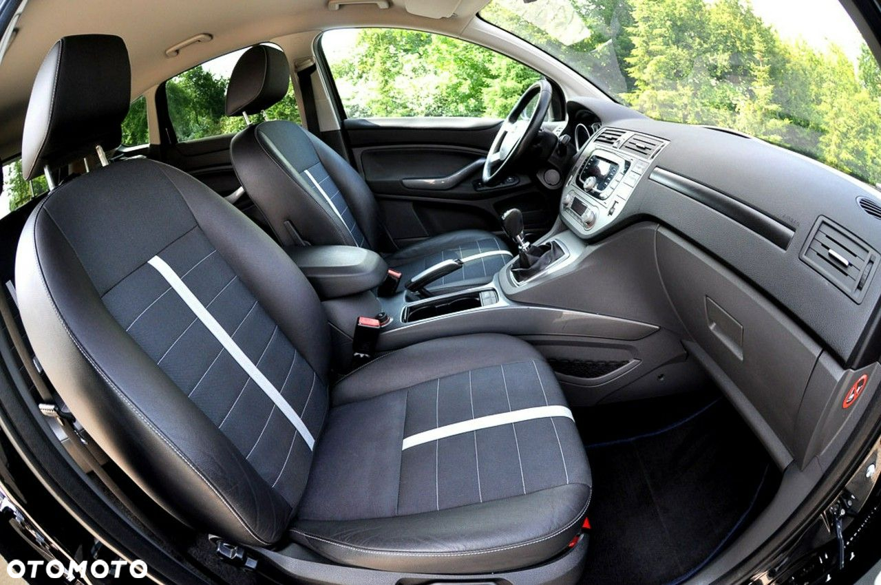Ford Kuga 2.0 TDCi 2x4 Trend - 8