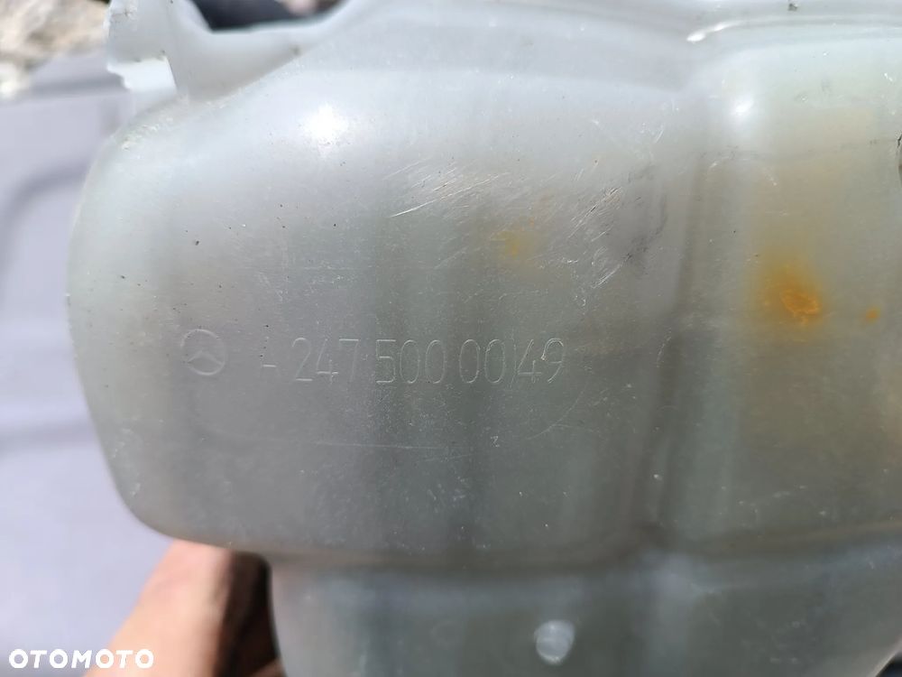 ZBIORNIK ZBIORNICZEK WYRÓWNAWCZY A2475000046 MERCEDES A KLASA W177 - 3