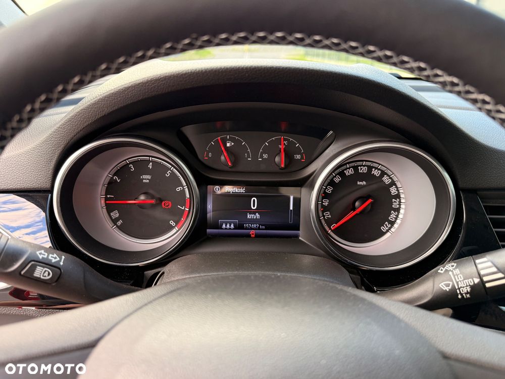 Opel Astra 1.4 Turbo Innovation - 36