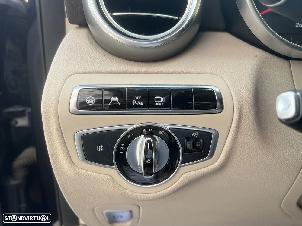 Mercedes-Benz GLC 250 d 4Matic 9G-TRONIC - 16