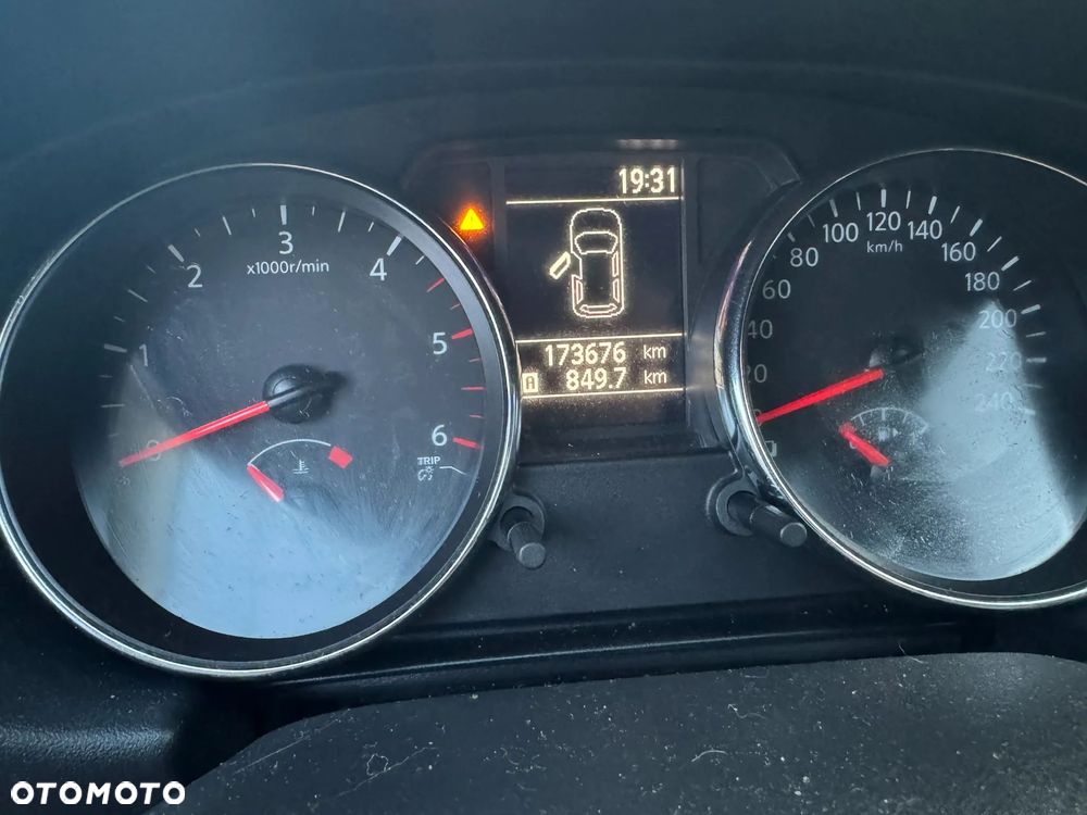 Nissan Qashqai 1.6 dCi DPF Start/Stop 360 - 8