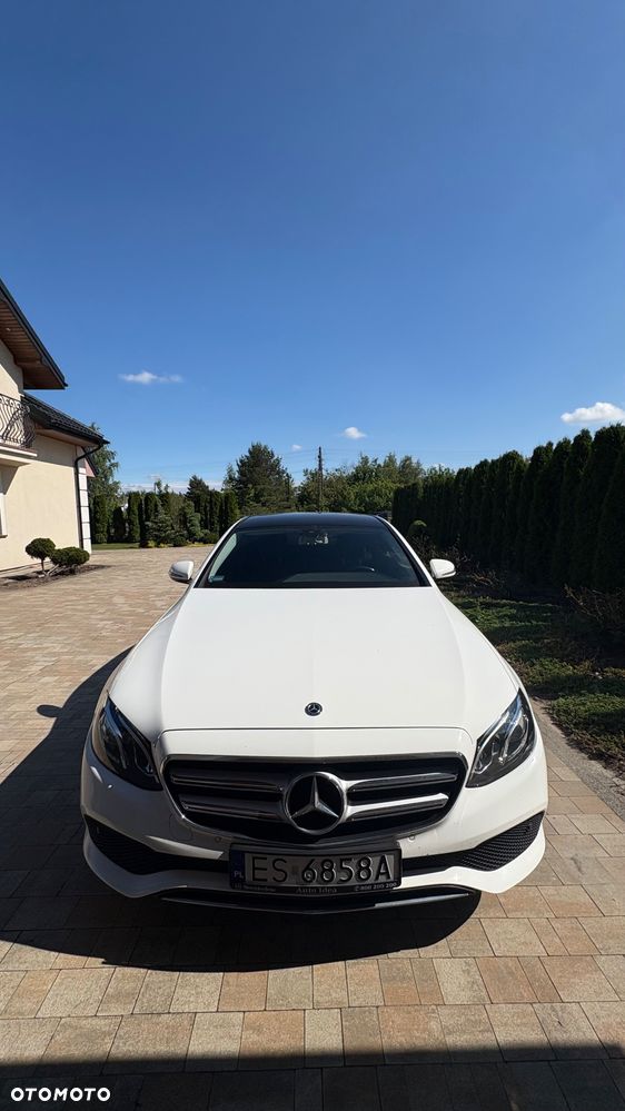 Mercedes-Benz Klasa E 200 d 9G-TRONIC - 1