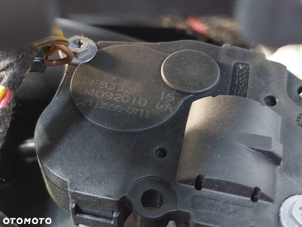 OBUDOWA NAGRZEWNICY BMW E90 E91 9221806 113930-0711 9194595 - 8