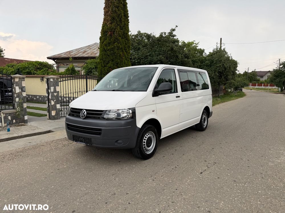 Volkswagen Transporter - 1