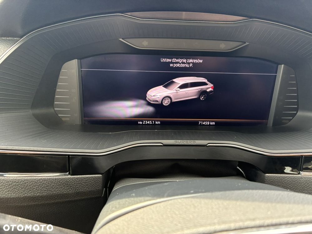 Skoda Superb 2.0 TSI L&K DSG - 25
