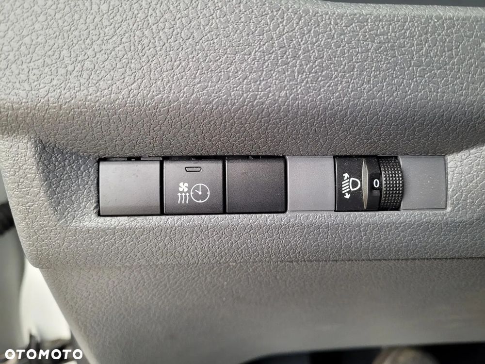 Peugeot Expert L3 Webasto, Hak 2.5T Kamera 360 - 6