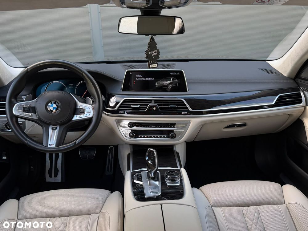 BMW Seria 7 - 16