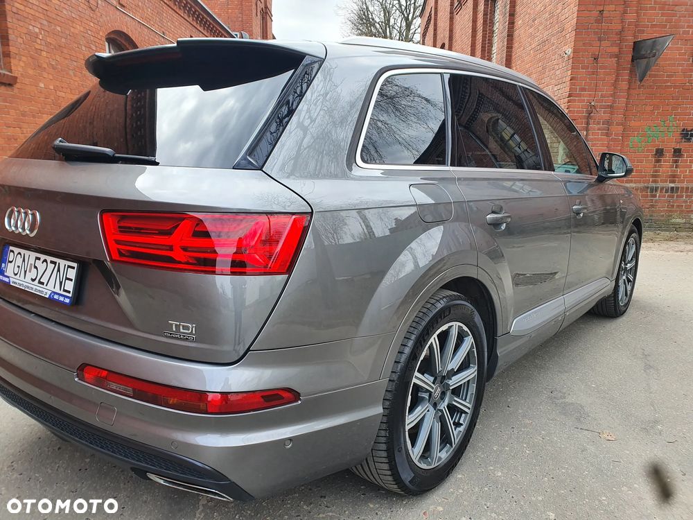 Audi Q7 - 6