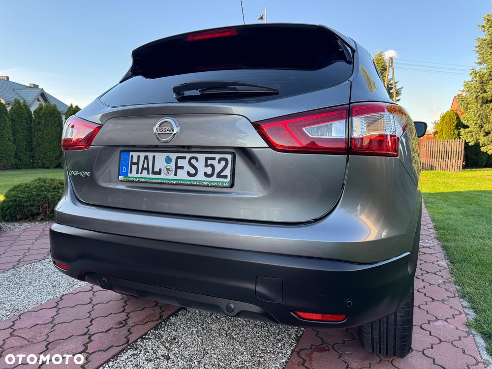 Nissan Qashqai 1.2 DIG-T N-Vision - 11