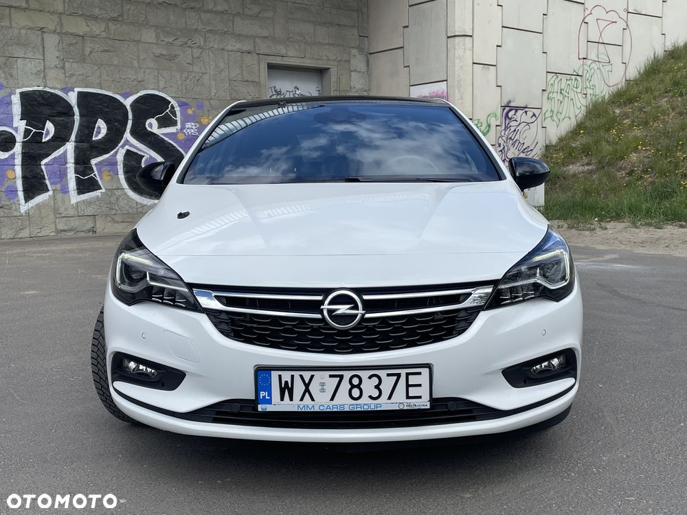 Opel Astra 1.4 T Dynamic S&S - 9