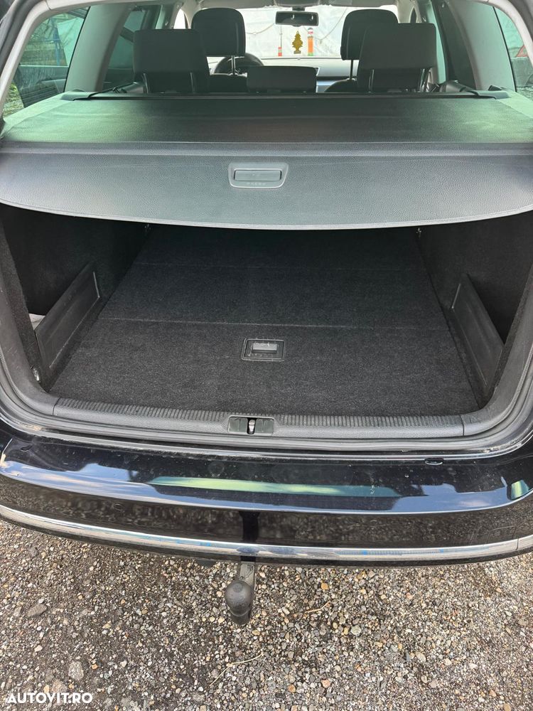 Volkswagen Passat Variant 2.0 Blue TDI DSG SCR Comfortline - 13