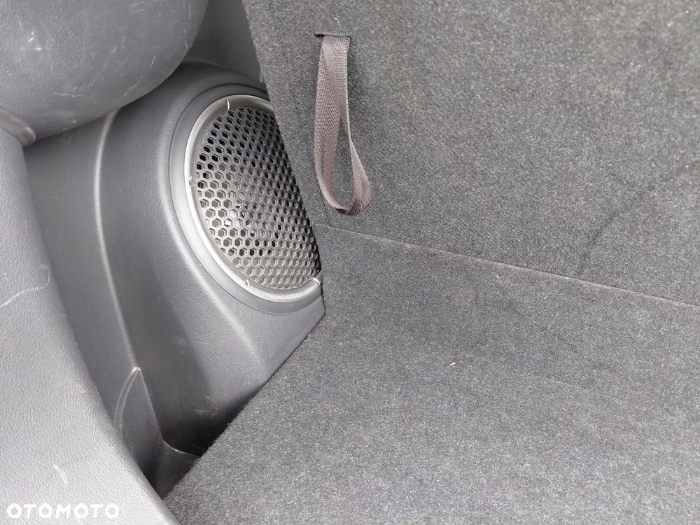 Mitsubishi Outlander 2.0 Instyle SDA 4WD CVT - 23